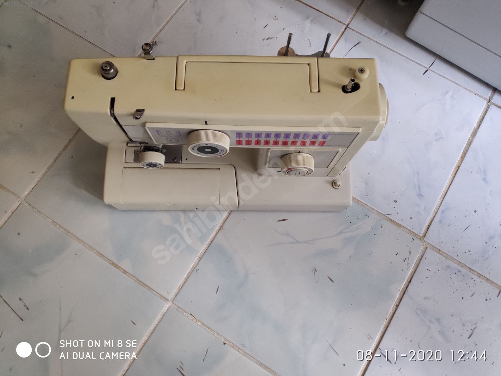 ALMAN MALI DİKİŞ VE NAKIŞ MAKİNASI Victoria Dikiş Makinesi ve Küçük