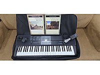 CT-X800 org + pedal, org çantası ve 2 piyano kitablari hediye