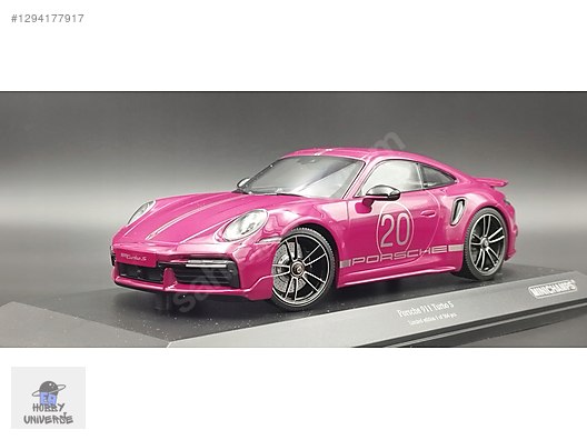 Minichamps Diecast Model 1:18 Porsche Araba - 1294177917