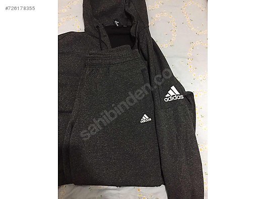 XL ORJINAL ADIDAS ESOFMAN TAKIMI HIÇ KULLANILMADI Adidas XL ORJINAL ADIDAS ESOFMAN TAKIMI HIÇ KULLANILMADI Adidas
