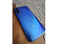 Mi9 6/128 YD kayıtlı TAKAS YOK