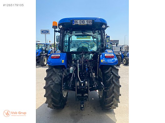 Machinery / Agricultural Machines / Tractors / New Holland / T5.100S 