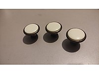 Porselen-Pirinç Kulp (3 adet)