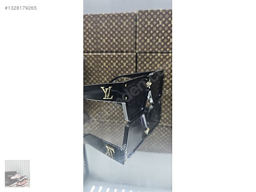 LOUIS VUITTON CUP 2000年記念ネクタイ&記念チョーカーセット Louis Vuitton Üniseks Güneş Gözlüğü sahibinden.com'da - 1328179265