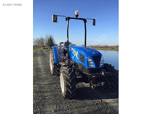 Machinery / Agricultural Machines / Tractors / New Holland / TD4.78B