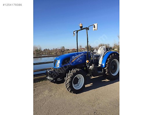 Machinery / Agricultural Machines / Tractors / New Holland / TD4.78B