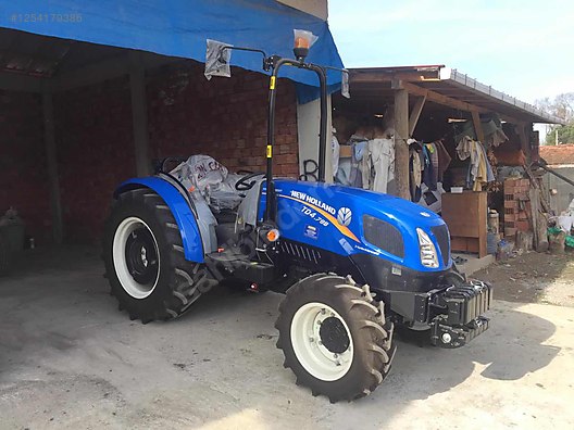 Machinery / Agricultural Machines / Tractors / New Holland / TD4.78B
