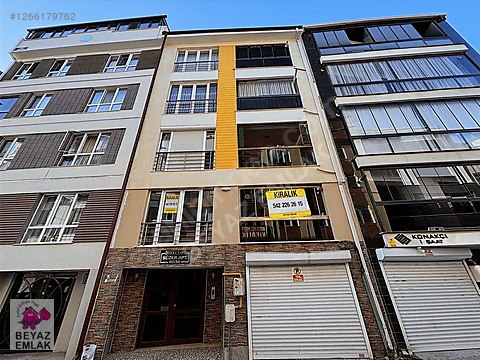 BEYAZ'DAN AKARBAŞI MH MERKEZİ KONUM KİRALIK 8 YILLIK...