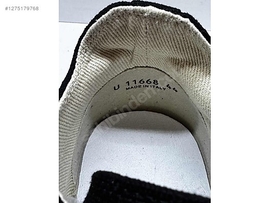 Used & Brand New Items / Clothing & Accessories / Men / Shoes / Casual Shoes