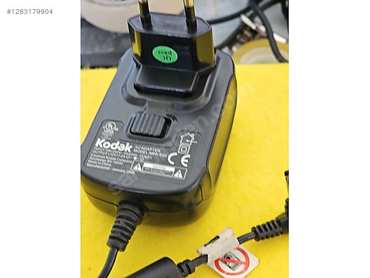 Used & Brand New Items / Cameras & Photographic Equipment / Analogue Film Cameras / 35 mm Film Cameras / Kodak