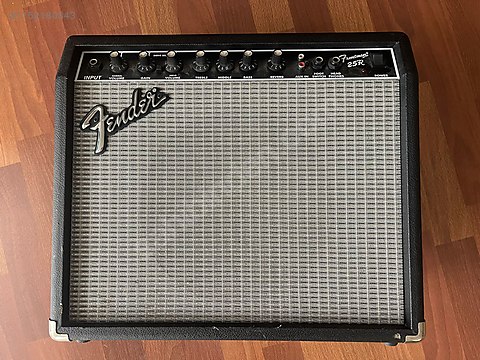 Fender 25r store amp