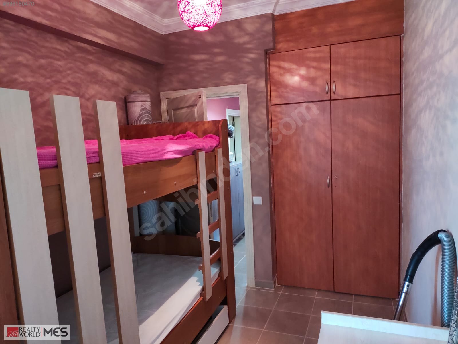 BOĞAZKENT�TE HAVUZLU SİTEDE DENİZE YAKIN 2+1 KATTA YAZLIK Satılık