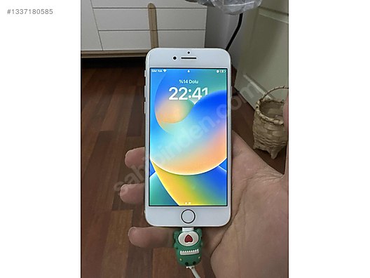 Apple / iPhone 8 / İPHONE 8 64 gb tertemiz kullanılmış on