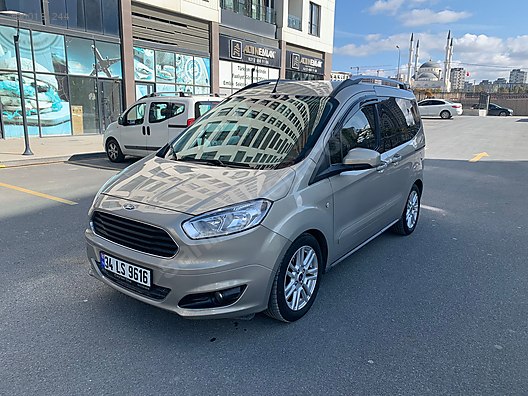 ford otosan tourneo courier 1 6 tdci titanium acil satilik 2017 ford courier 1 6 titanium uygun fiyata at sahibinden com 960181244
