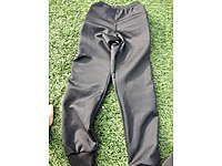 kaleci eldiven ve süngerli eşofman