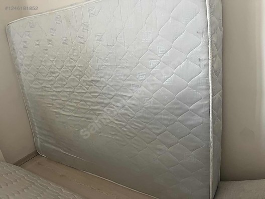 Used & Brand New Items / Home Decor / Furniture / Bedroom / Beds