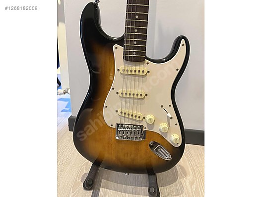 Squier Elektro Gitar