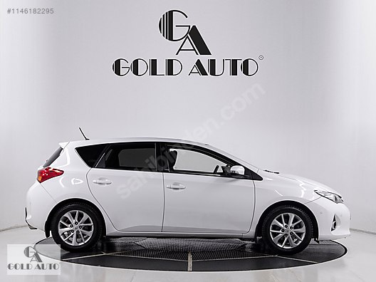 Toyota / Auris / 1.6 / Premium / GOLD AUTO A.Ş-152BİN PEŞİNAT İLE