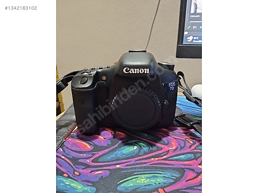 DSLR / Canon / EOS 7D / Canon 7d tertemiz body (8 GB hediye) on