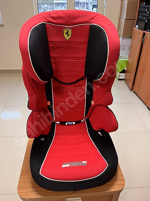 Ferrari marka oto koltuğu