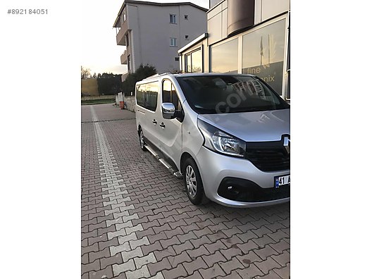 sahibinden satilik 2017 model 104 km renault trafic passenger 1 6 dci 178 000 tl 892184051