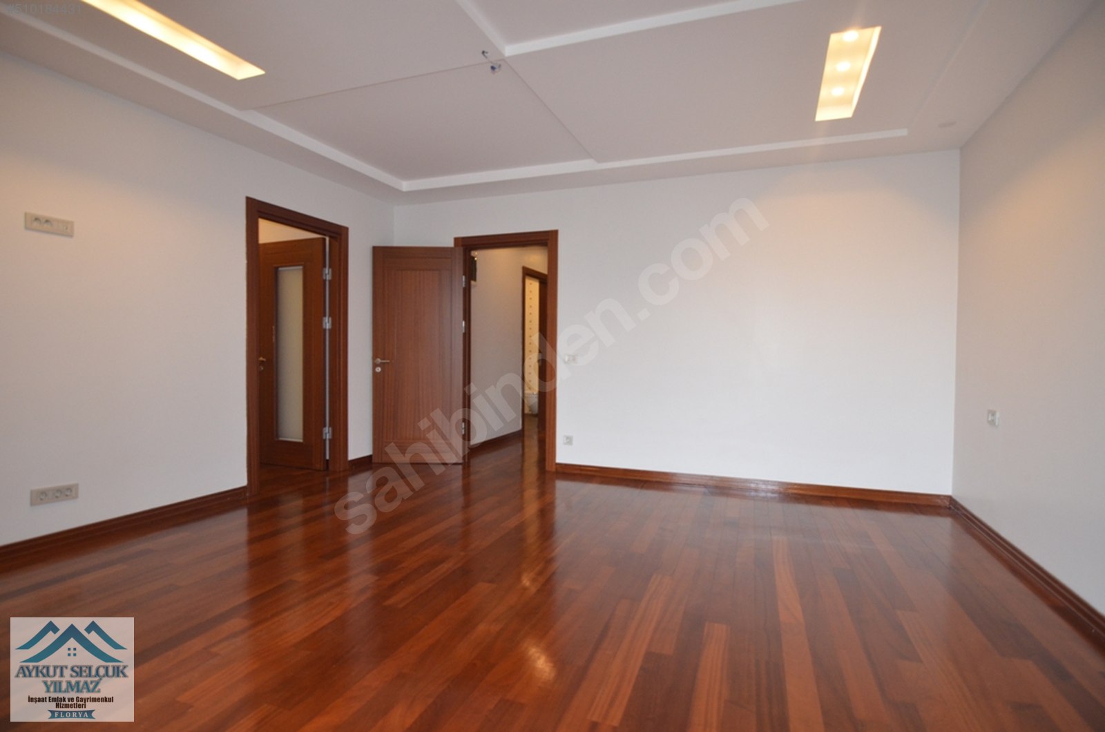 FLORYA�NIN EN GENİŞ BÖLGESİNDE HAVUZLU 6+1 450M2 MÜSTAKİL Satılık