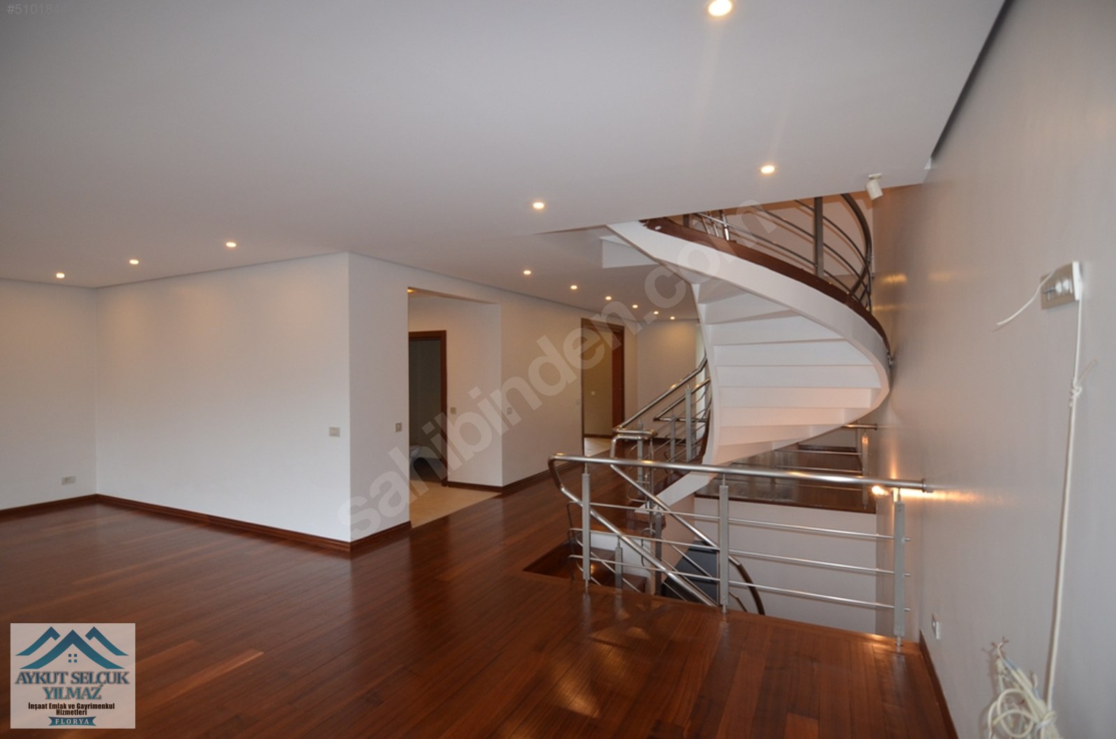 FLORYA�NIN EN GENİŞ BÖLGESİNDE HAVUZLU 6+1 450M2 MÜSTAKİL Satılık