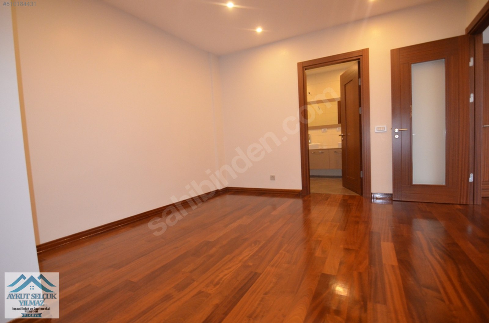 FLORYA�NIN EN GENİŞ BÖLGESİNDE HAVUZLU 6+1 450M2 MÜSTAKİL Satılık
