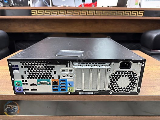 HP / HP Z240 SFF Workstation Intel Xeon E3-1225 v5 16GB RAM 500GB