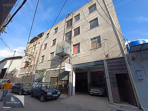 KOŞU İZBAN KARŞISI ASANSÖRLÜ 3 KATLI 370m2+95m2KİRALIK...