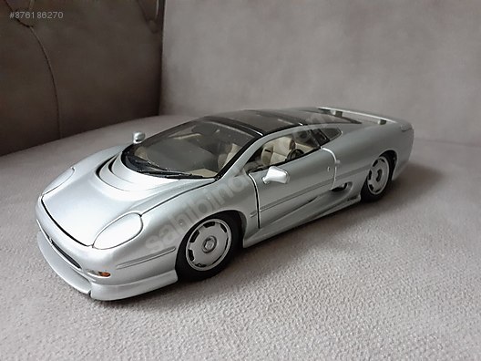 jaguar xj220 diecast model