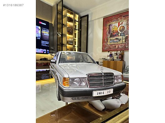 Autoart Diecast Model 1:18 Mercedes Benz Araba - 1316186387