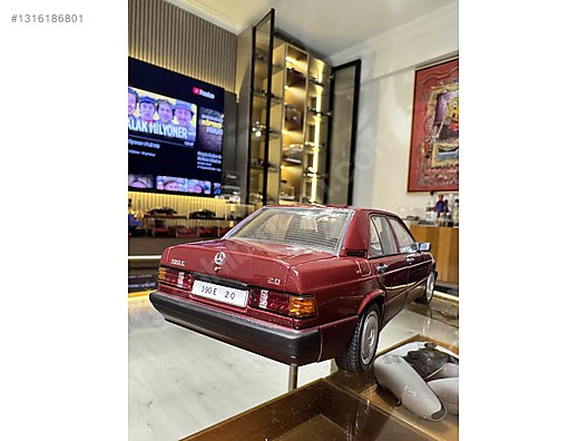 Autoart Diecast Model 1:18 Mercedes Benz Araba - 1316186801