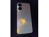 Vivo y16 64 GB sadece ekranı kırık pazarlık payı yoktur