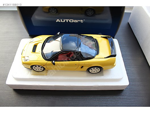 Autoart Diecast Model 1:18 Honda Araba - 1341188013