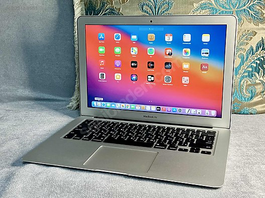 Apple Macbook / Apple MacBook Air 2013 Notebook A1466 on