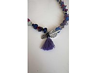 Değerli taşlardan kolye