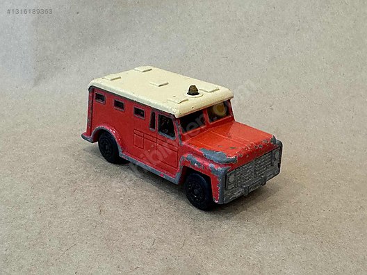 Matchbox Diecast Model 1:64 AC Araba - 1316189363