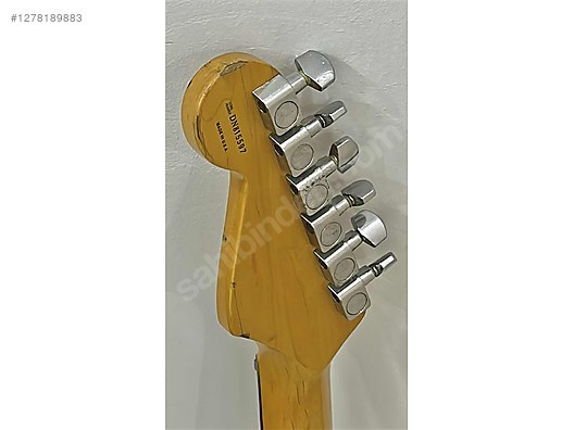 İkinci El ve Sıfır Alışveriş / Müzik / Müzik Aletleri / Telli Çalgılar / Gitar / Elektro