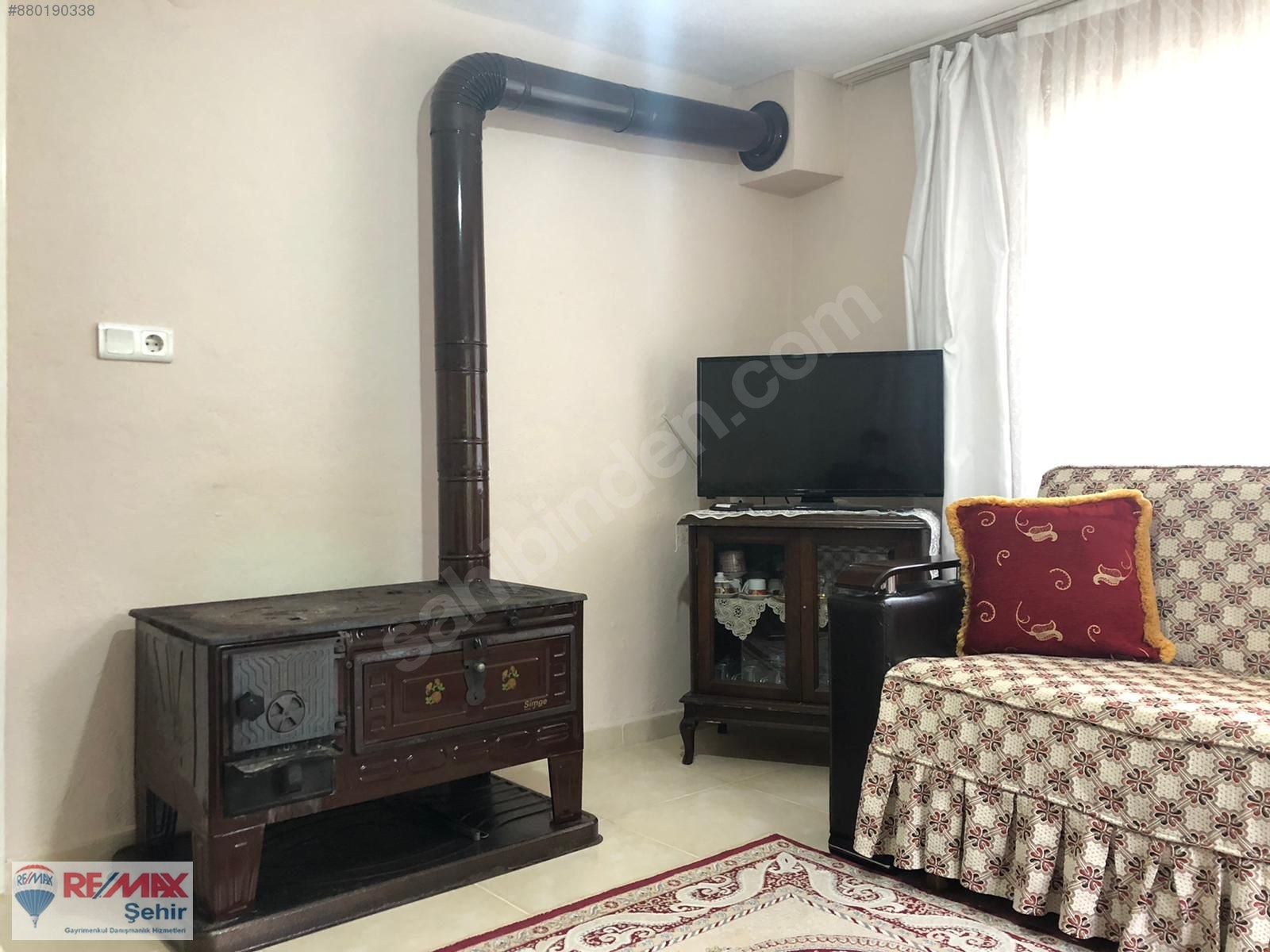 YALOVA TERMAL AKKÖY DE SATILIK MÜSTAKİL 2 KATLI BAHÇELİ EV Satılık