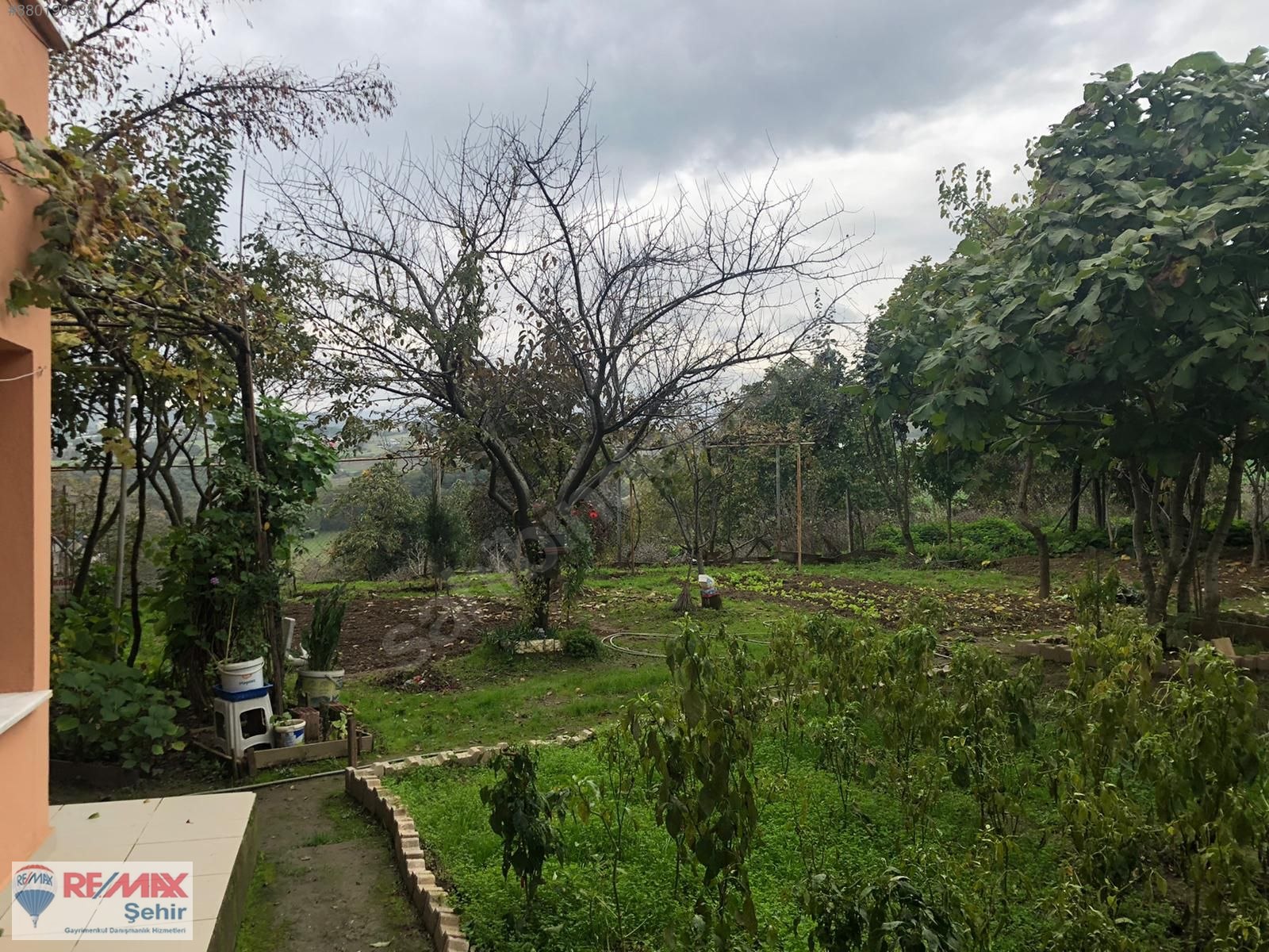 YALOVA TERMAL AKKÖY DE SATILIK MÜSTAKİL 2 KATLI BAHÇELİ EV Satılık