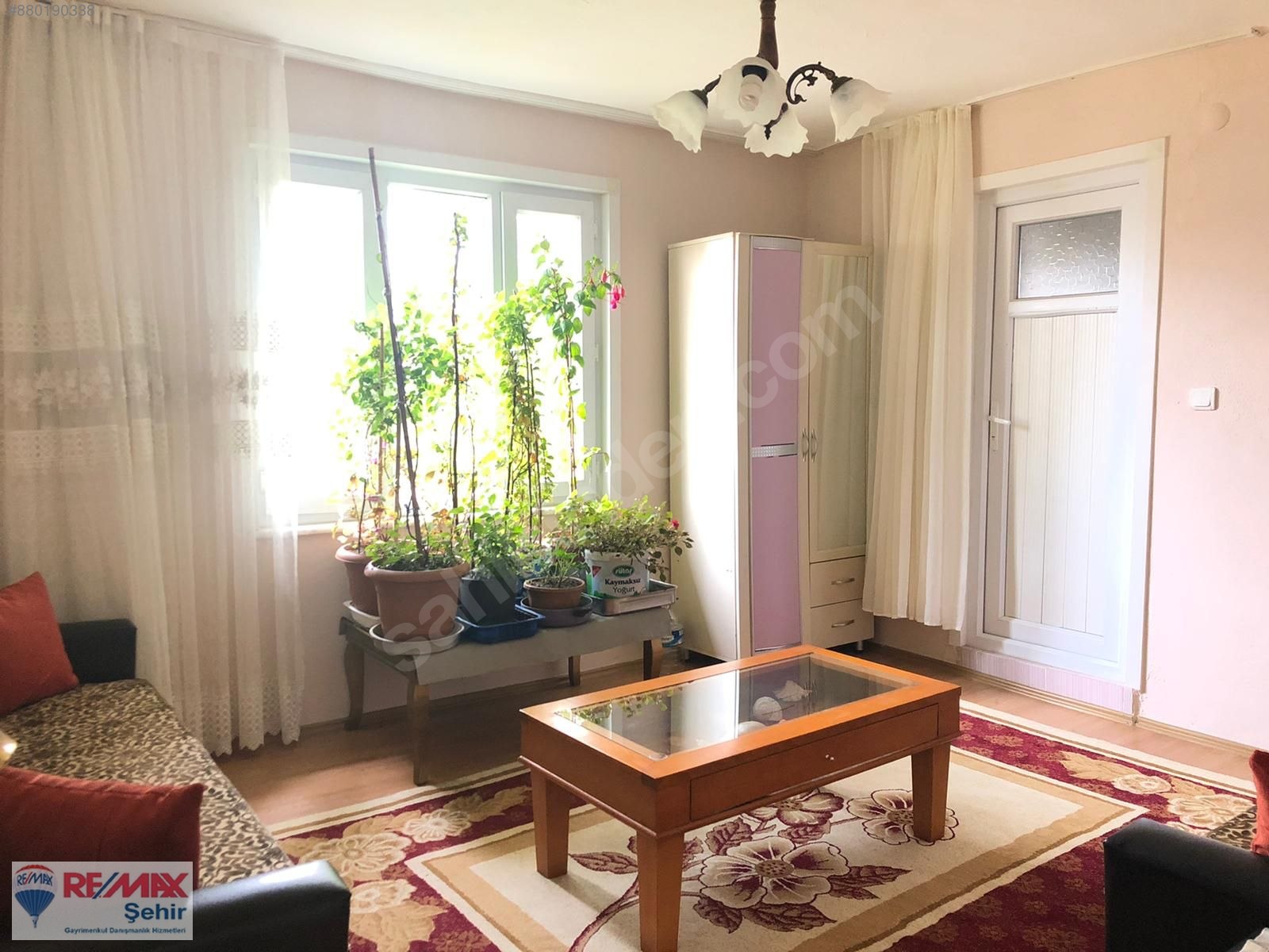 YALOVA TERMAL AKKÖY DE SATILIK MÜSTAKİL 2 KATLI BAHÇELİ EV Satılık