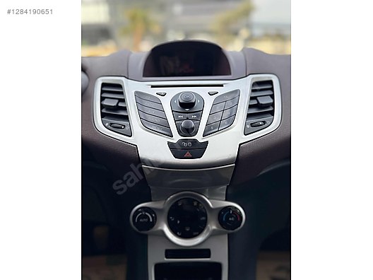 Vasıta / Otomobil / Ford / Fiesta / 1.6 TDCi  / Titanium