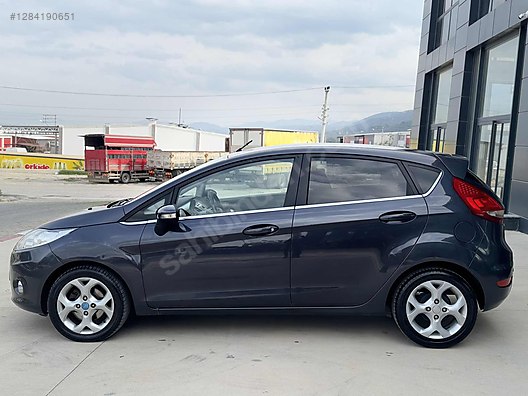 Vasıta / Otomobil / Ford / Fiesta / 1.6 TDCi  / Titanium