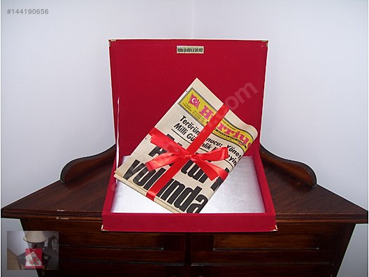 Used & Brand New Items / Collectibles / Written & Printed Products / Newspaper