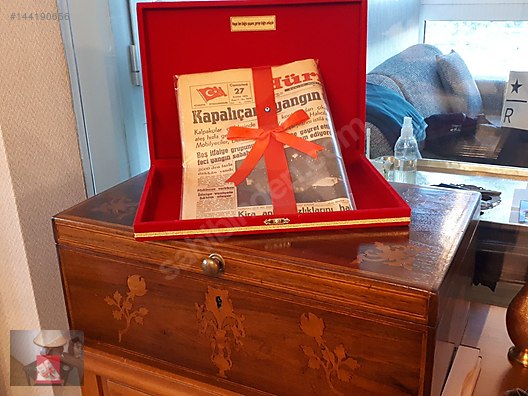 Used & Brand New Items / Collectibles / Written & Printed Products / Newspaper