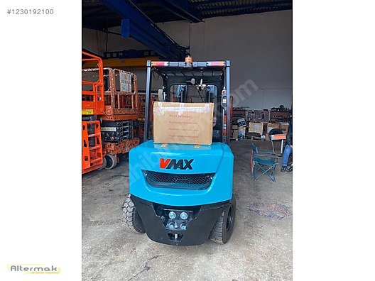 Machinery / Industrial / Carrying & Stacking Equipment / Forklifts / For Sale / Vmax