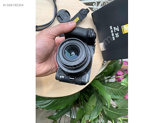 Mirrorless / Nikon / Z30 / Nikozn Z30 - 16-50mm - SET - KUTULU