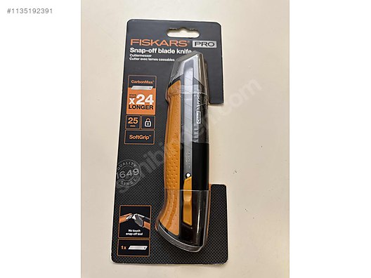 Fiskars® Pro Snap-off Utility Knife (18mm)