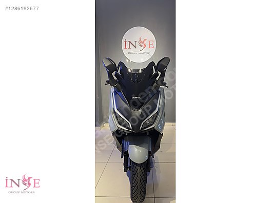 Gri Honda Forza 250 (NSS250) Otomatik